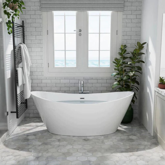 67" Freestanding Soaking Tub - Center Drain